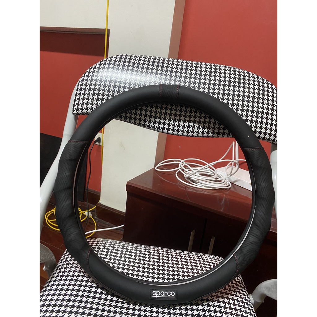 Bọc vô lăng sparco f5 thể thao nhiều màu đủ các size từ 38-45cm