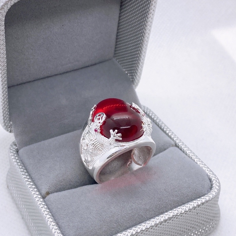 Nhẫn nam đá đỏ nhân tạo bạc ta nặng trên 5 chỉ