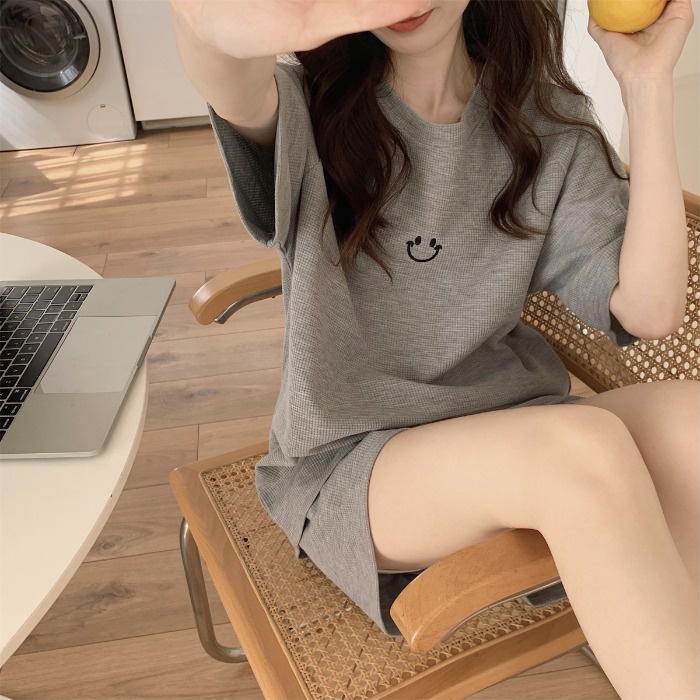Đồ Ngủ Nữ Ngắn Tay - Bộ Áo Quần Mặc Nhà Cộc Tay Quần Dài 2022 DN041
