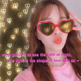 Kính mát gọng hình trái tim dễ thương vui nhộn cho các bé