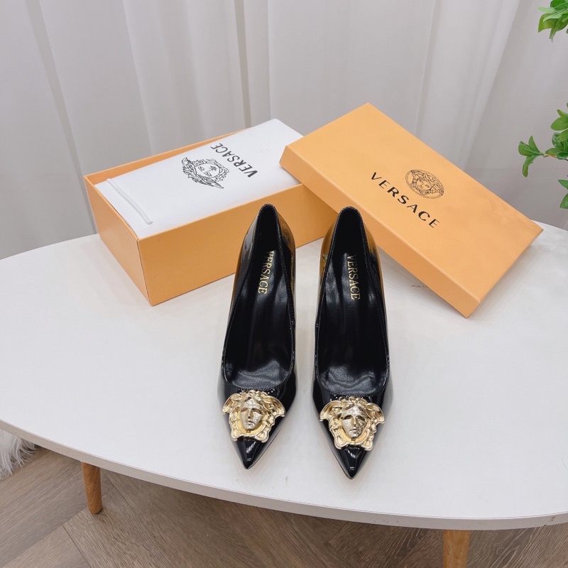 Đầm Versace bóng gót 9f về chất da bóng cực sang ✔Sz 35/38 ✔Full box, bill túi  Giá 480