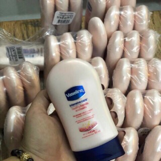 Dưỡng móng tay Vaseline
