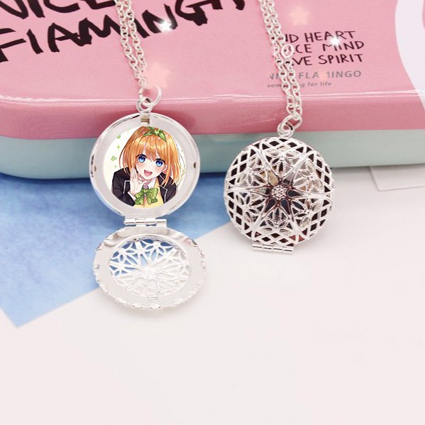 Vòng cổ IN HÌNH Gotoubun no Hanayome Nhà có 5 nàng dâu anime chibi đóng nắp kim loại xinh xắn
