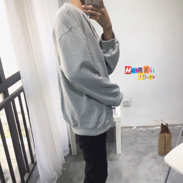 Áo Sweater Trơn Ulzzang Unisex Màu Xám Nhạt Chất Nỉ Bông Cao Cấp Dáng Rộng Nam Nữ - MM