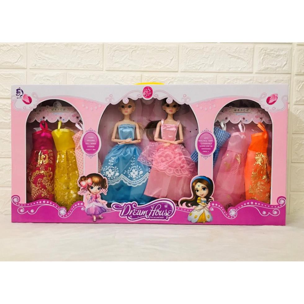 HỘP 2 BÚP BÊ BARBIE VÀ BỘ SƯU TẬP VÁY DẠ HỘI