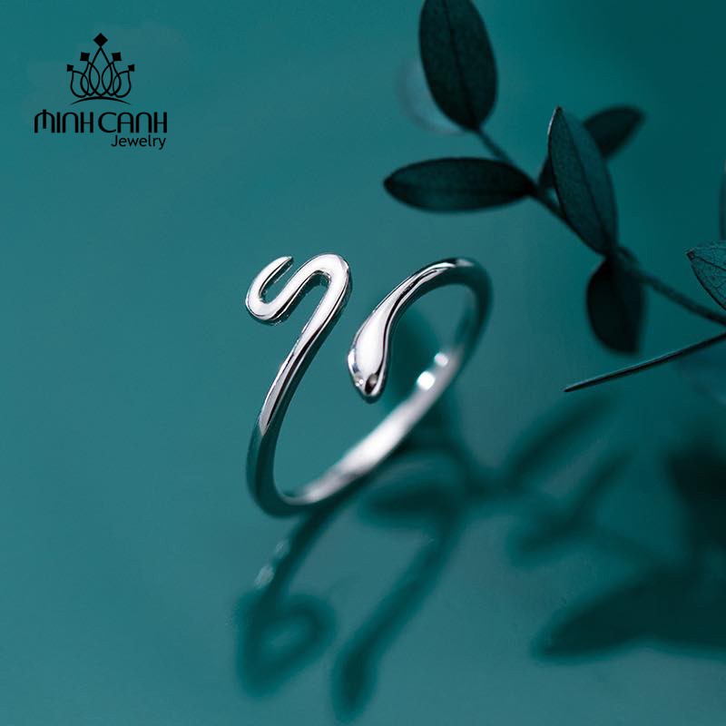 Nhẫn Bạc Hình Con Rắn Trơn Không Đính Đá Bạc Ý S925 - Minh Canh Jewelry