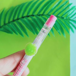 BÚT CHÌ CÓ GÔM ĐỒ DÙNG HỌC TẬP CHO BÉ