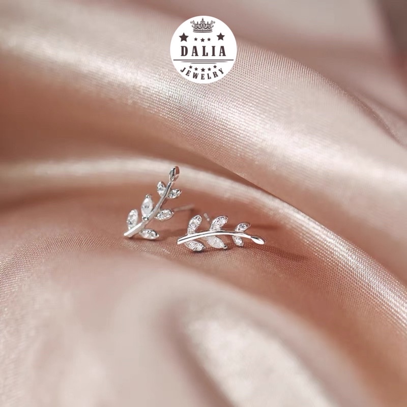 Bông tai bạc nữ DaLiA Jewelry khuyên tai hình chiếc lá cá tính chuẩn bạc 925