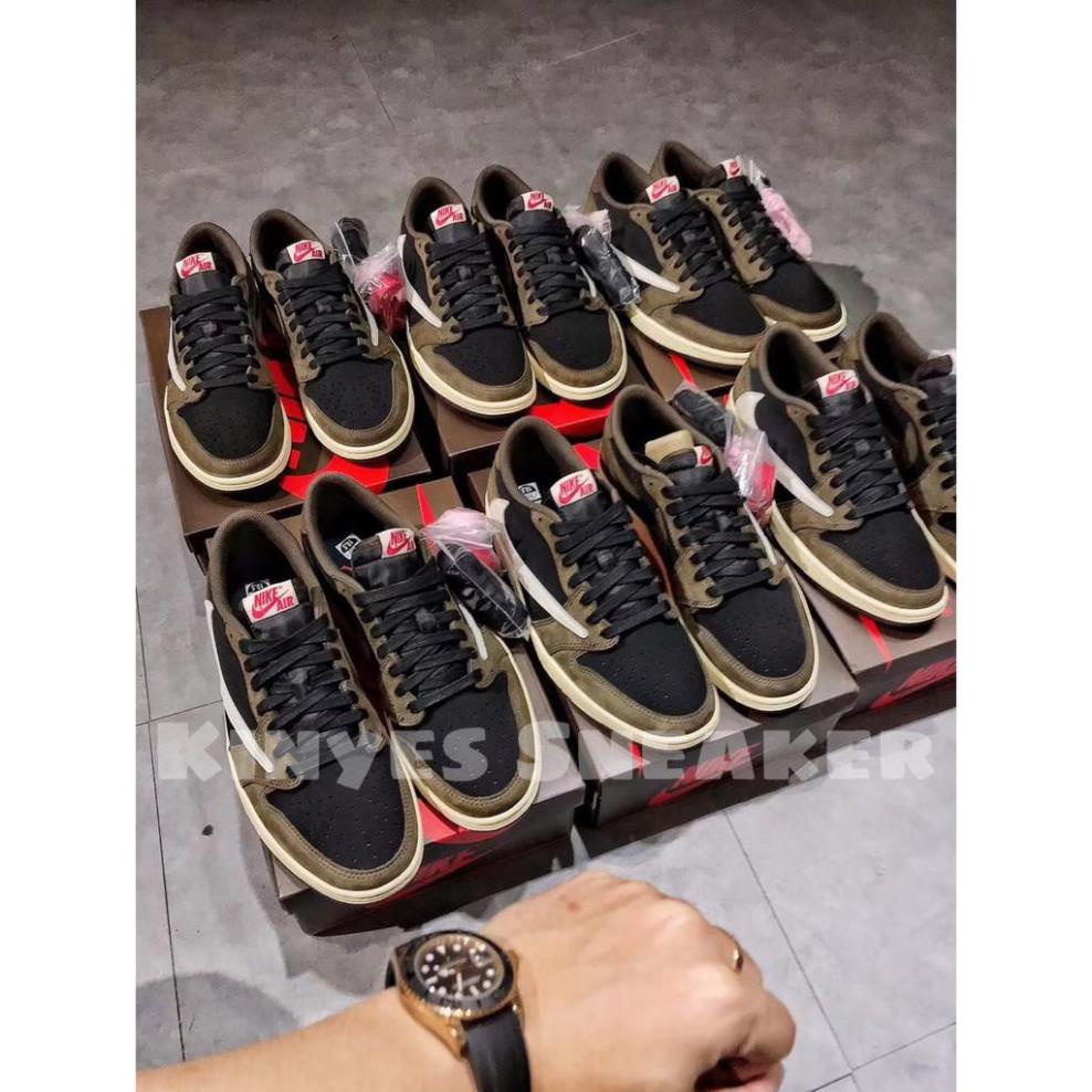 Giày Air Jordan 1 Retro Low x Travis Scott