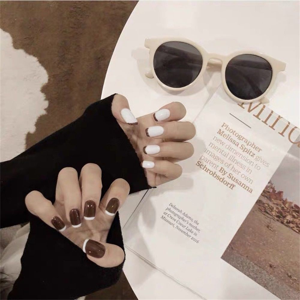 Bộ 24 Móng Tay Giả Loại Ngắn/Dài Độc Đáo