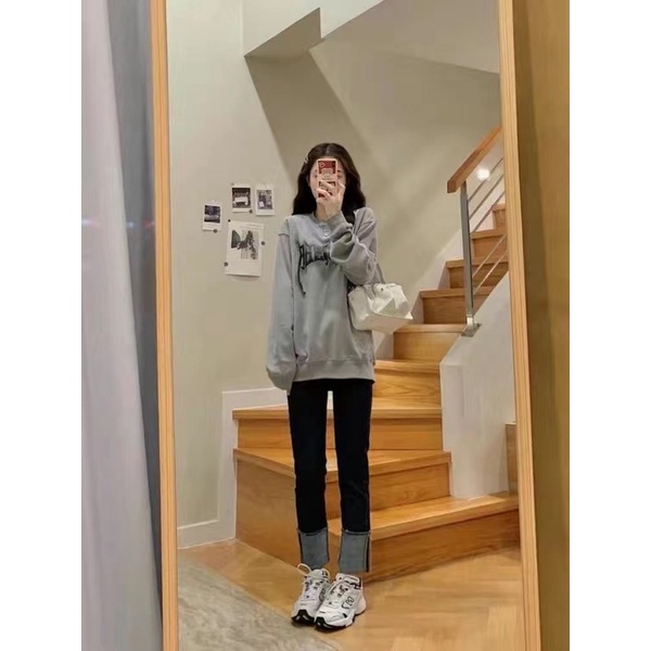 Áo nỉ bông Áo sweater xám hoạ tiết thêu phong cách hàn quốc