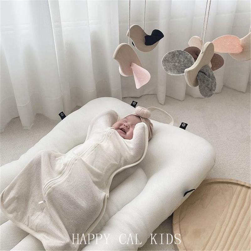 Giường Ngủ Chống Áp Lực Gấp Gọn Tiện Dụng Cho Bé