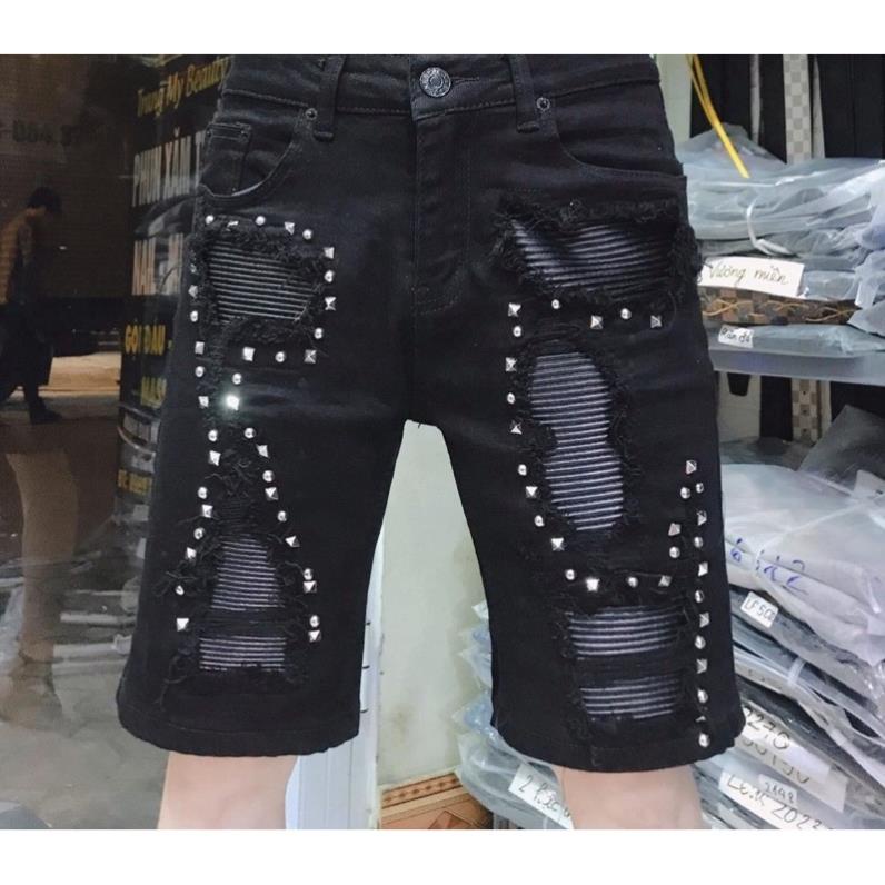 Quần bò ngố nam rách vá da, quần jean đùi nam đính đinh - Bee Shop *