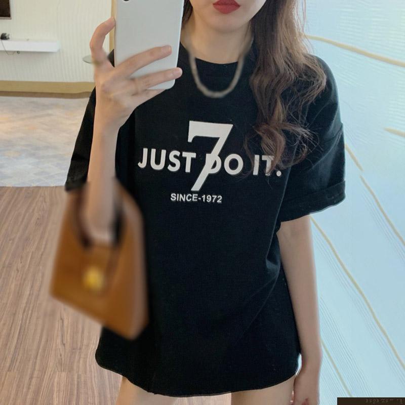 Áo thun nữ ngắn tay in chữ