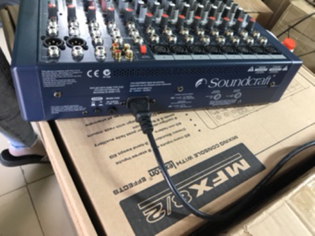 BÀN MIXER MFX8/2