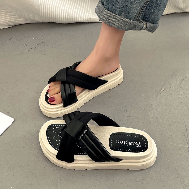 Đôi dép bằng Soled Giày phụ nữ