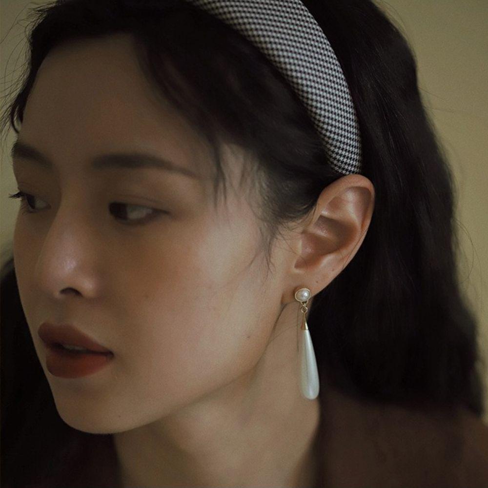 Khuyên Tai Dáng Dài Đính Hạt Ngọc Trai Phong Cách Vintage Dành Cho Cô Dâu