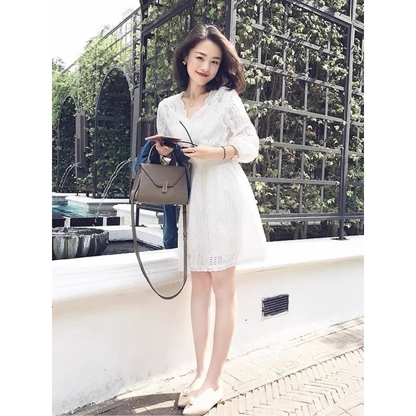 Váy Hoạ Tiết Thêu Nổi 2 Món