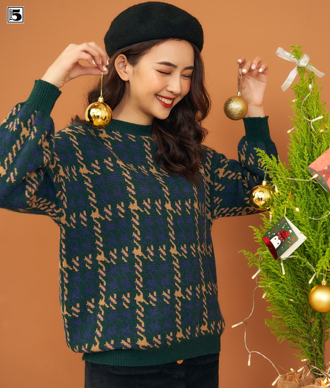 Áo len nữ sợi dệt, chất mềm, cổ tròn, họa tiết thổ cẩm Twentyfive 3545 | BigBuy360 - bigbuy360.vn