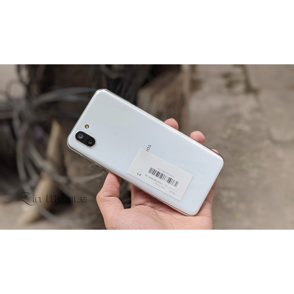 Điện thoại Sharp Aquos R2 màn hình 2K 120Ghz, chip Snapdragon 845 Ram 4Gb