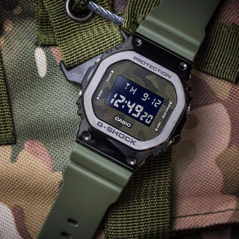Đồng hồ đeo tay nam Casio Casio Bàn đồng hồ thể thao ngoài trời chống nước GM-5600B-3PR