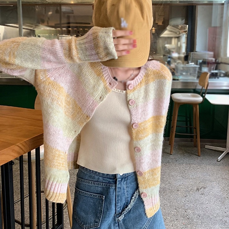 Áo Khoác Cardigan Dáng Ngắn Form Rộng Họa Tiết Kẻ Sọc Cầu Vồng Phong Cách Hàn Quốc