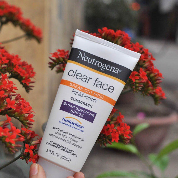 Kem Chống Nắng Neutrogena Clear Face Break Out Free Liquid Lotion Sunscreen SPF 55 (88ml)