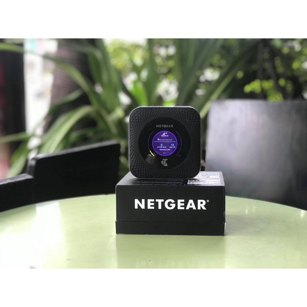 Bộ phát Wifi 4G Netgear M1 tốc độ 1000Mbps chuẩn Cat16. Hàng siêu khủng cao cấp Mỹ. Mới 93-95% Fullbox
