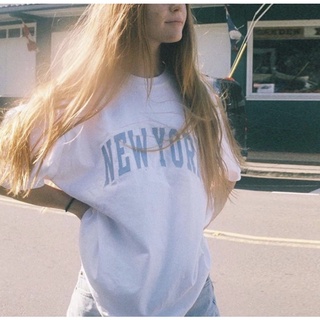 Brandy Melville Graphic Tee Top (Brandy Melville Áo Phông Graphic) *BEST SELLER*