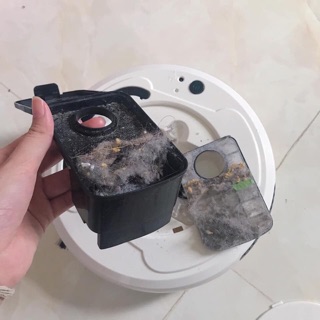 Robot hút bụi