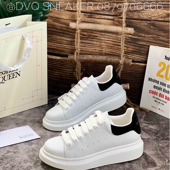 Giày Thể Thao Độn Đế MC Queen Gót Đen Màu Trắng nâng chiều cao nam nữ