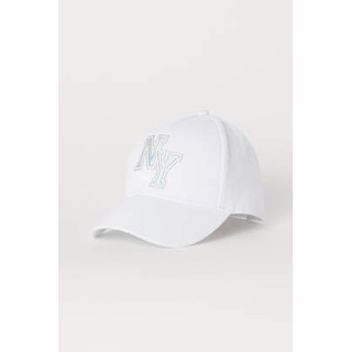 Nón kết H&M màu tráng bé gái cực cool nhé!