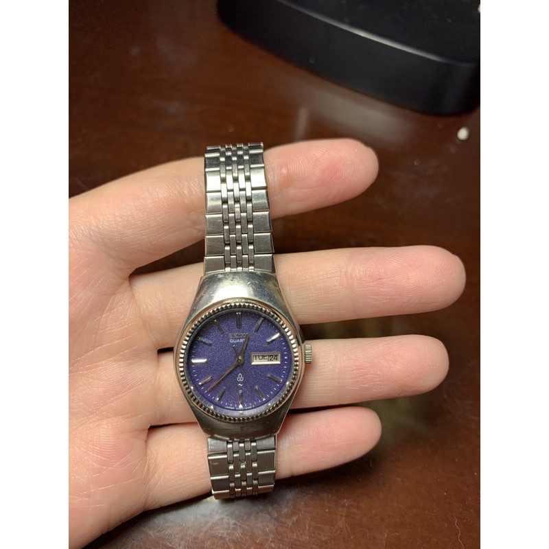 Đồng hồ nữ Seiko bạc mặt xanh máy nhật chốt live