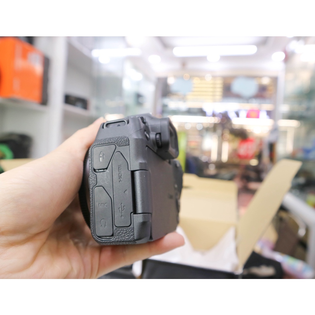 Máy ảnh canon RP hàng xách tay