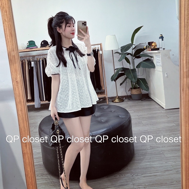 Áo Boy Viền Đen Cổ Hoa