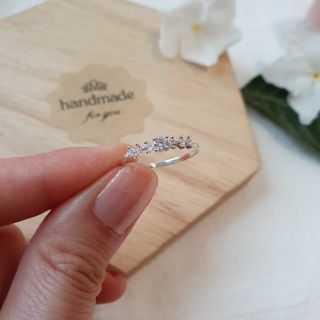 Nhẫn bạc 925 đính 7 viên đá
