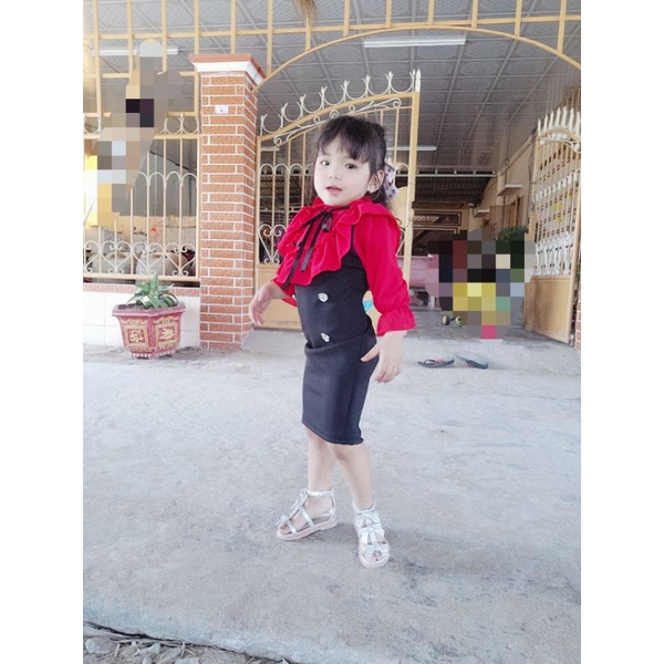 Đầm body bé gái