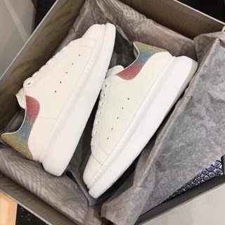 Giày sale 75k