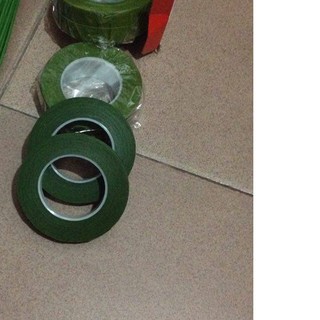 keo sáp màu lá : 15k / cuộn 