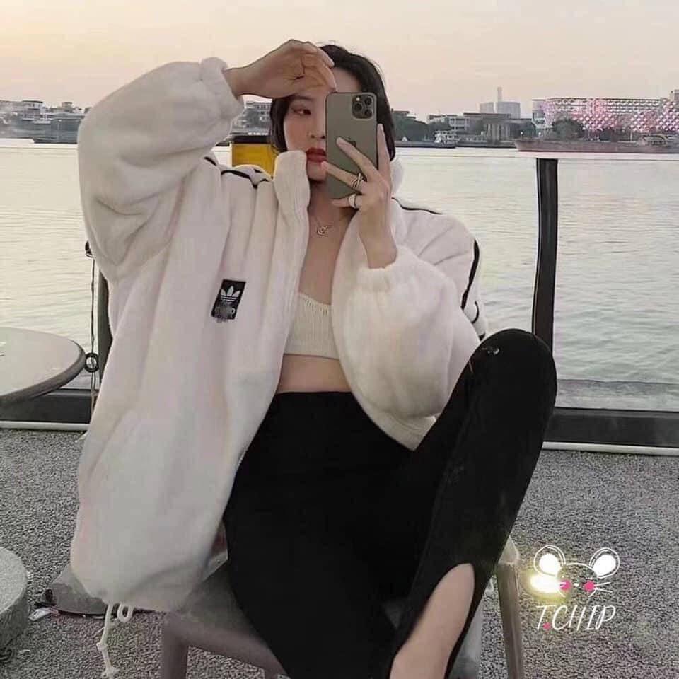 Áo khoác L.ông nhẹ 1 lớp ,tay dài Form rộng,màu trắng phối tôn da