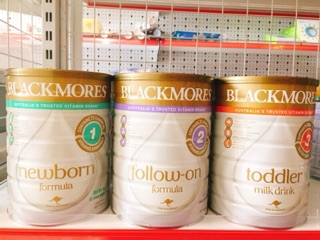 Sữa bột Blackmores 900g Úc