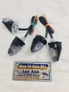 Xi nhan trước Winner X ( bé hơn đèn zin)