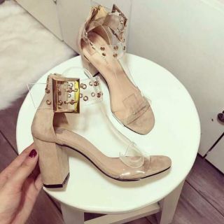Sandal quai trong cực đẹp