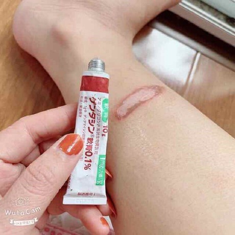 Kem sẹo bôi mụn Gentacin Nhật Bản 10g