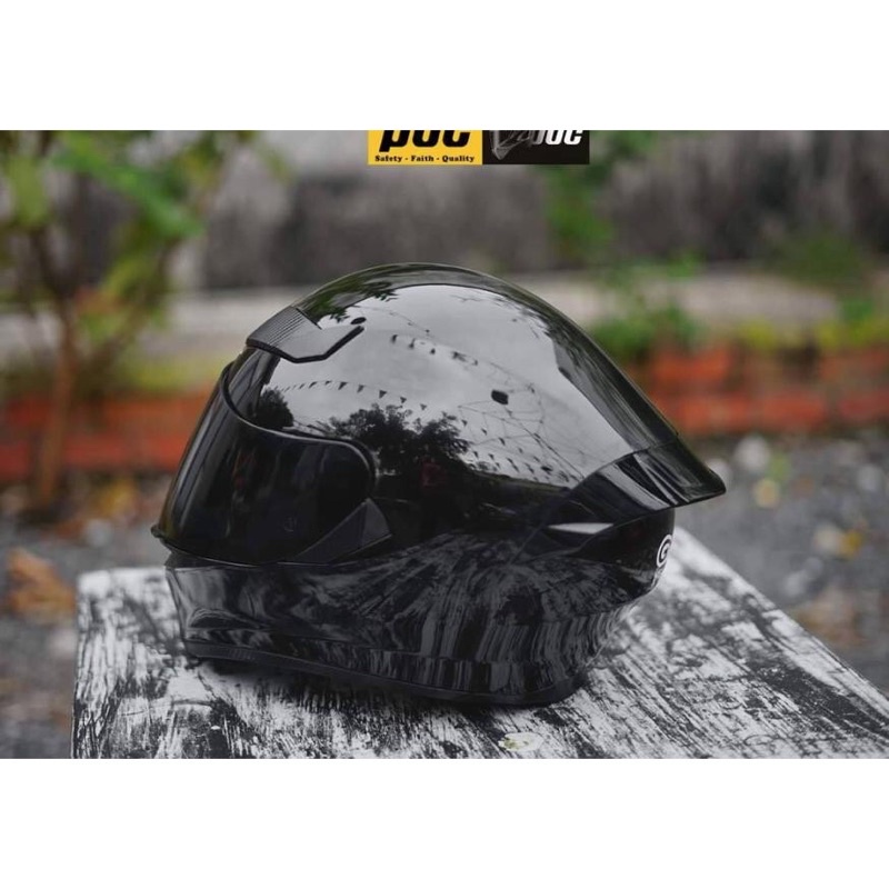 Mũ bảo hiểm Full face Royal M138 đen bóng, chính hãng bảo hành 12 tháng