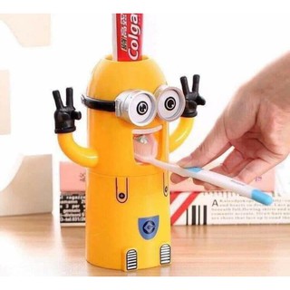 BỘ DỤNG CỤ NHẢ KEM MINION CHO BÉ