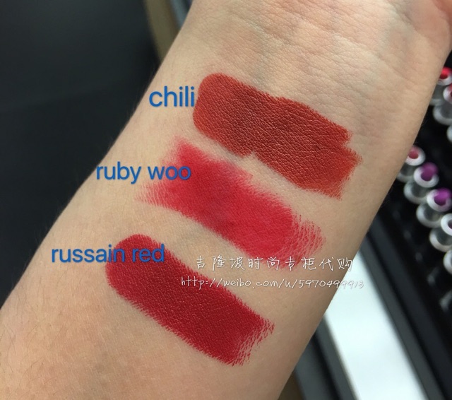 Son Mac retro matte lipstick màu Chilli, ruby woo