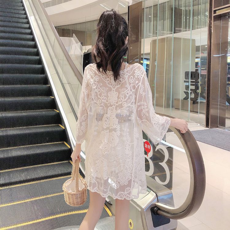 Áo choàng ren đi biển phong cách hàn quốc