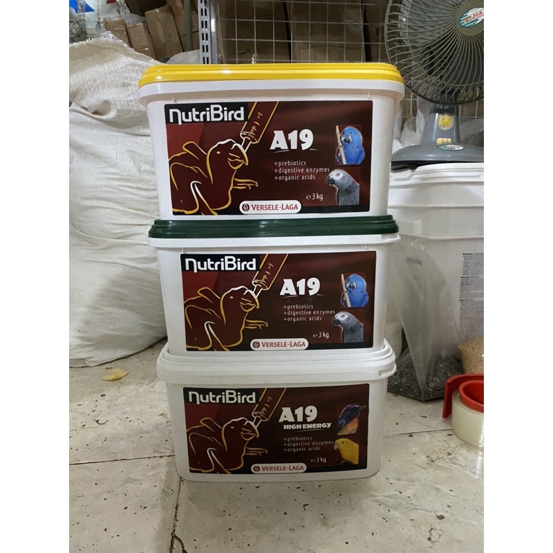 Thùng nhựa Nutribird loại 3kg