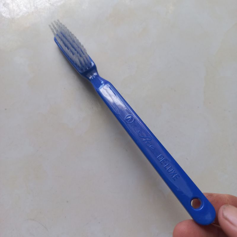 Bàn chải lông cứng làm sạch yến thô